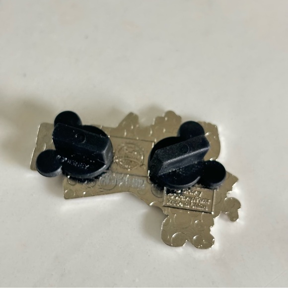 Disney Parks Collection Forky Pin - Picture 3 of 4